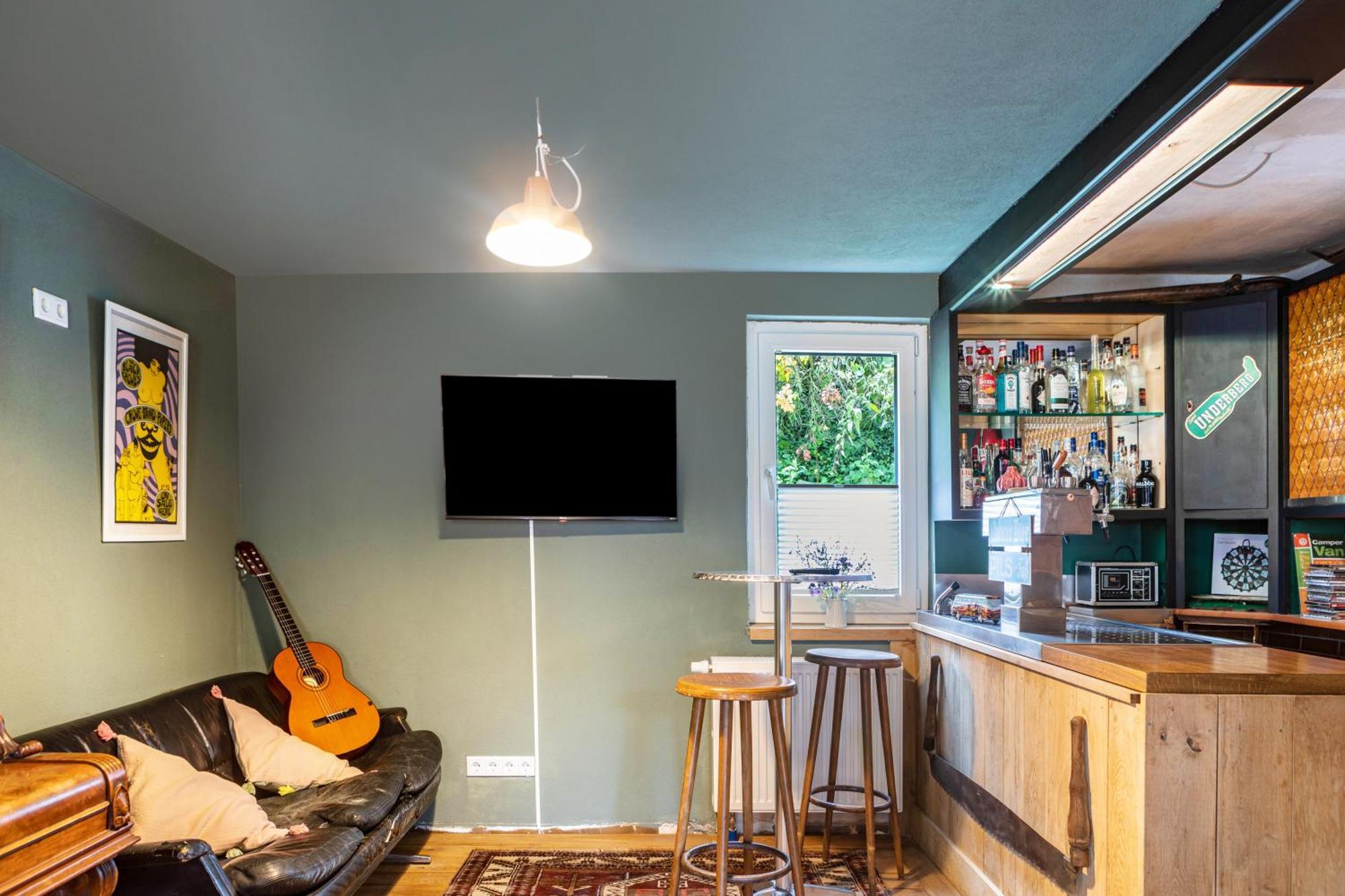68 Apartment *
